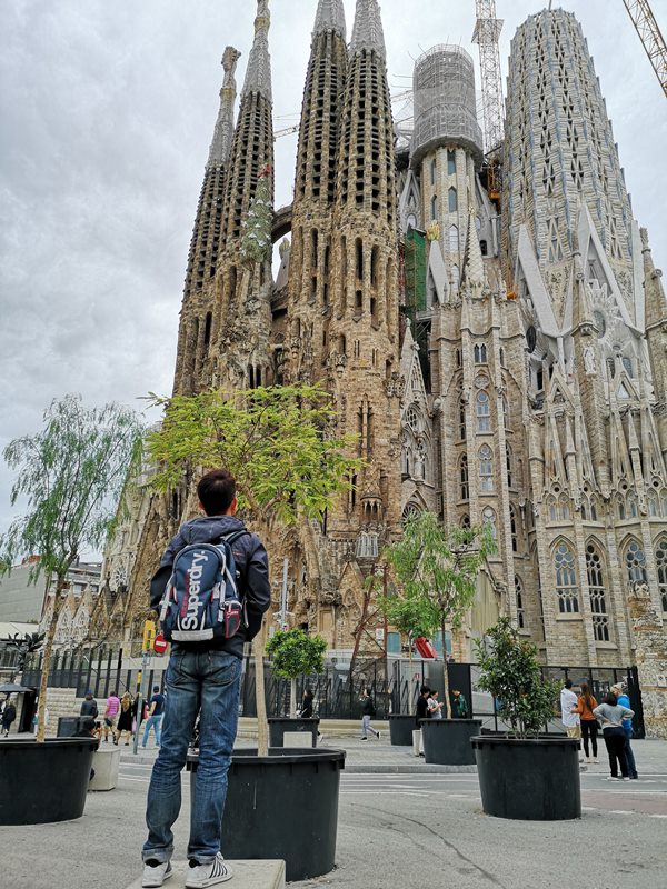 SagradaFamilia01 Barcelona-聖家堂 巴塞隆納最特色的天際線 世界文化遺產未完成