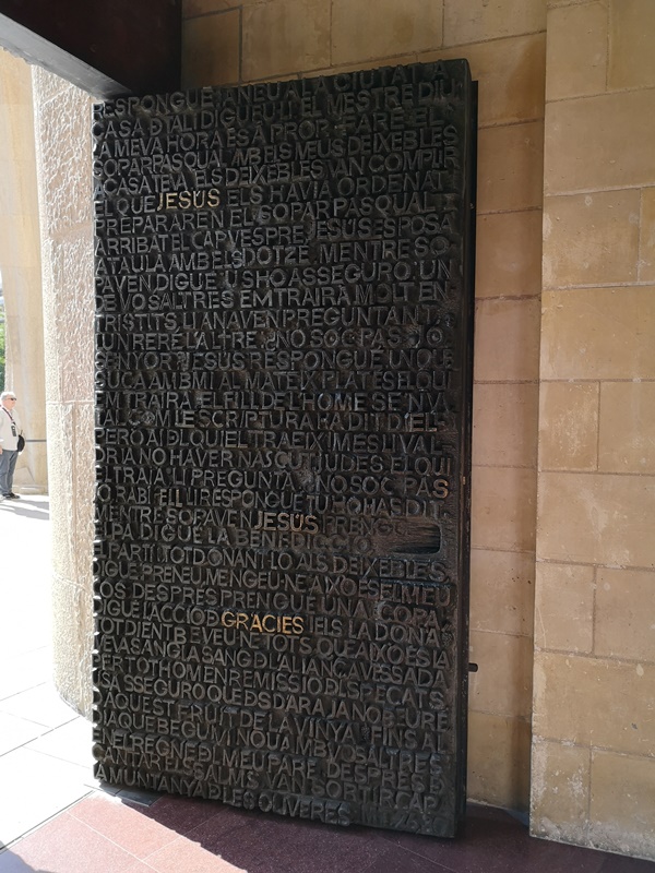 SagradaFamilia32 Barcelona-聖家堂 巴塞隆納最特色的天際線 世界文化遺產未完成