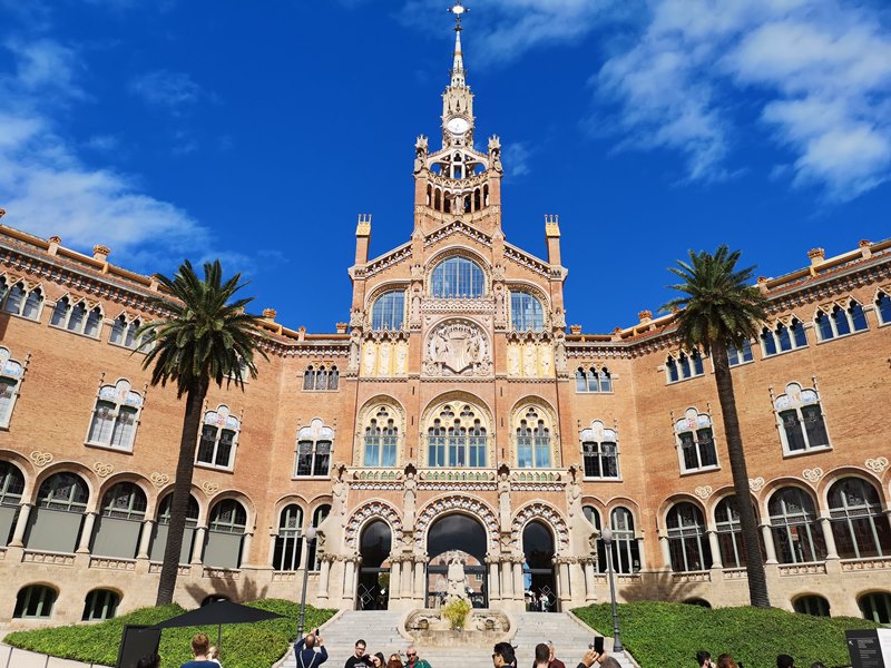 Barcelona-聖十字聖保羅醫院 巴塞隆納現在主義建築三傑之多明尼克…世界文化遺產