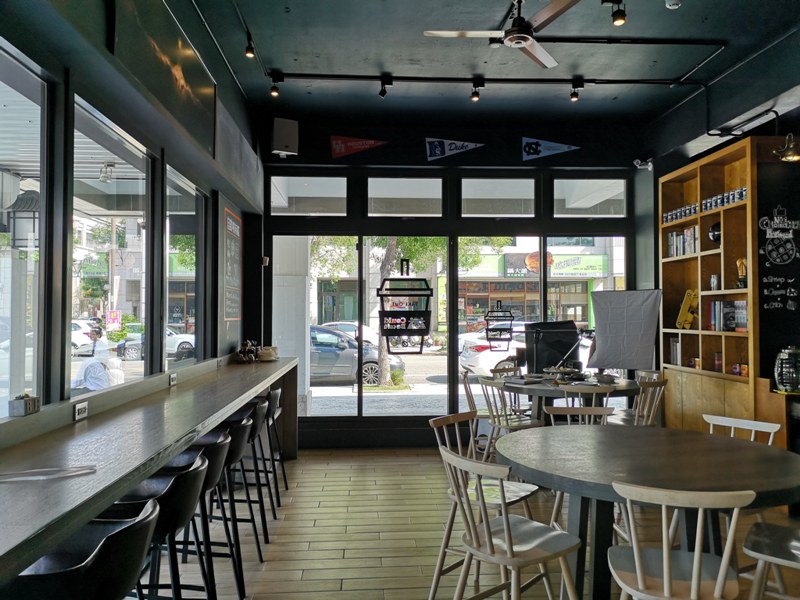 couldbecafe0804 頭份-Could Be Cafe音樂運動美式餐廳 這義大利麵濃郁的好吃