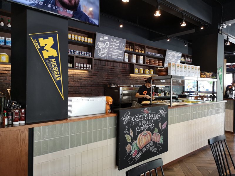 couldbecafe0807 頭份-Could Be Cafe音樂運動美式餐廳 這義大利麵濃郁的好吃