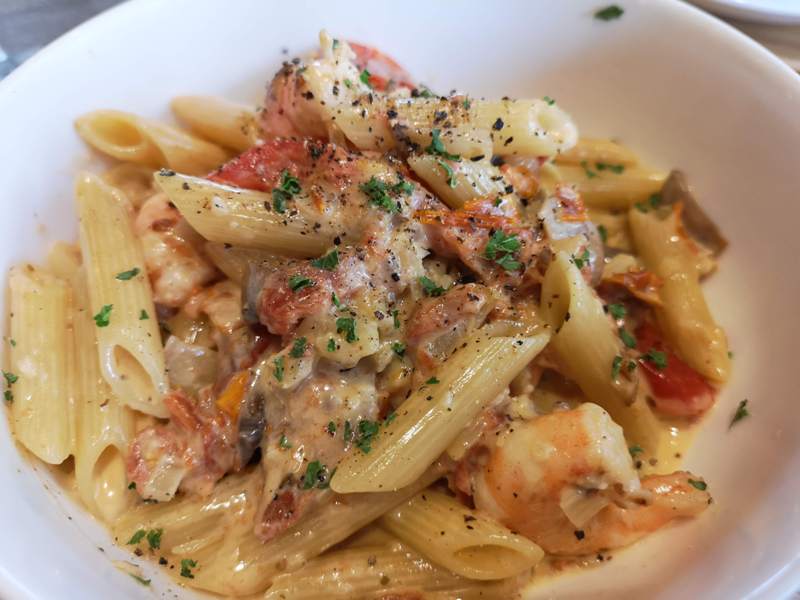 couldbecafe0820 頭份-Could Be Cafe音樂運動美式餐廳 這義大利麵濃郁的好吃