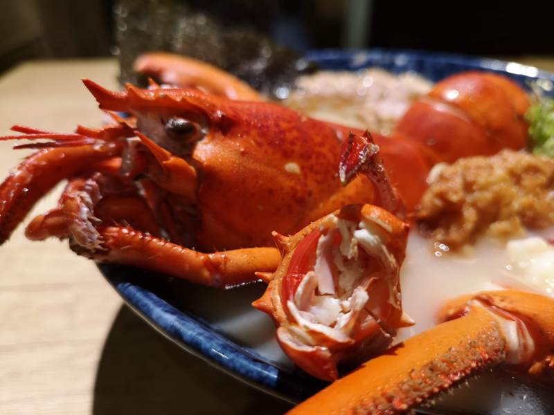 eightan10 竹北-八庵和風食堂 浮誇拉麵王 整尾龍蝦色香味俱全