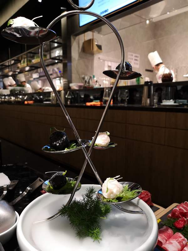 lauking10 Shanghai-撈王 上海外灘店胡椒豬肚雞湯 香濃好喝 暖心也暖胃