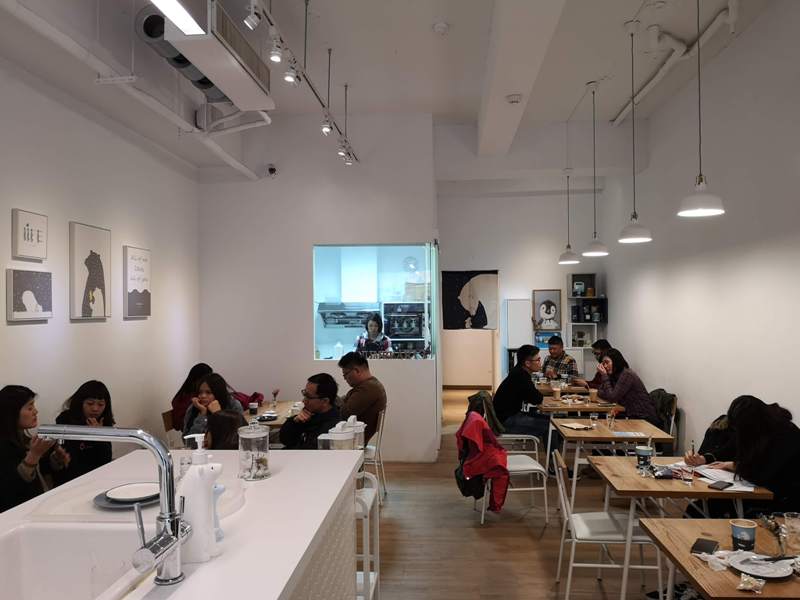 number13cafe05 中壢-Number 13 Cafe純白與浪漫的藍 中原大門網美咖啡館