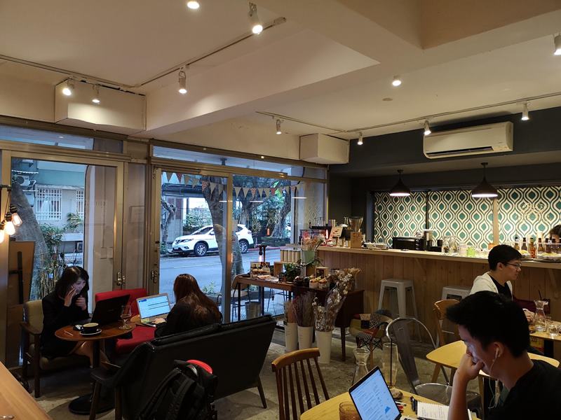 spooncafe09 松山-Spoon Cafe 民生社區簡單咖啡館 放鬆舒適環境超優雅