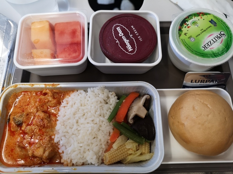 flybkkbkk2511 201902過年曼谷避寒 好久沒有國泰了