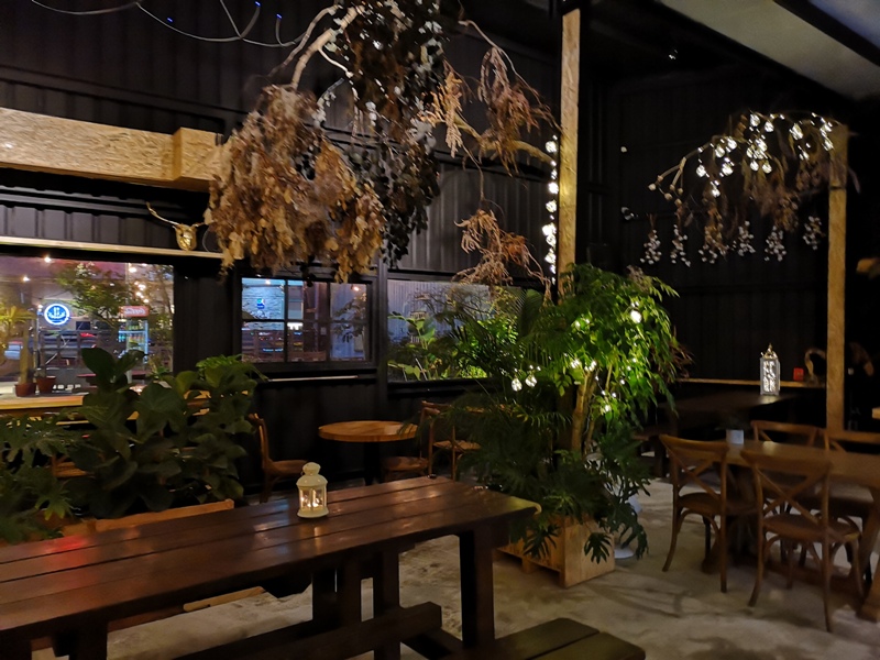 gardensteak04 中壢-花園牛排 真的有花園的牛排館 簡單美味