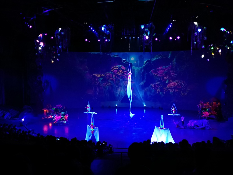 kaanshow0120 Pattaya-芭達雅KAAN show奇幻秀 舞台設計特效雜技泰拳投影雷射4D超精彩必看表演