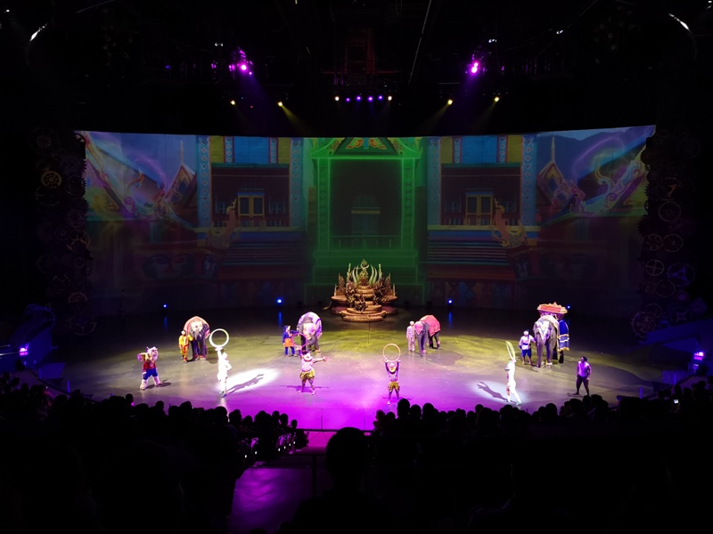 kaanshow0122 Pattaya-芭達雅KAAN show奇幻秀 舞台設計特效雜技泰拳投影雷射4D超精彩必看表演