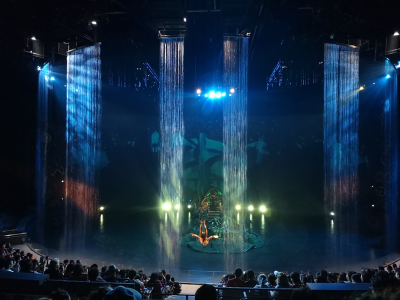 kaanshow0128 Pattaya-芭達雅KAAN show奇幻秀 舞台設計特效雜技泰拳投影雷射4D超精彩必看表演