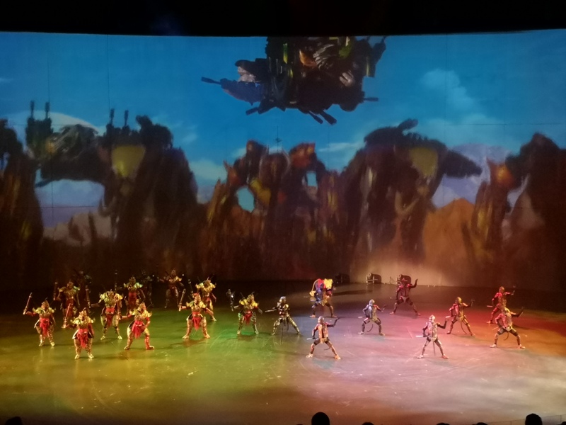 kaanshow0131 Pattaya-芭達雅KAAN show奇幻秀 舞台設計特效雜技泰拳投影雷射4D超精彩必看表演