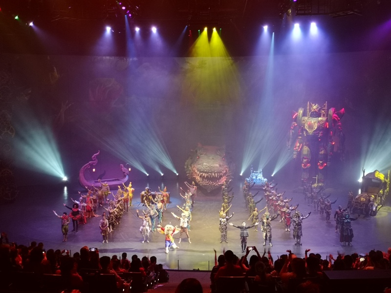 kaanshow0134 Pattaya-芭達雅KAAN show奇幻秀 舞台設計特效雜技泰拳投影雷射4D超精彩必看表演