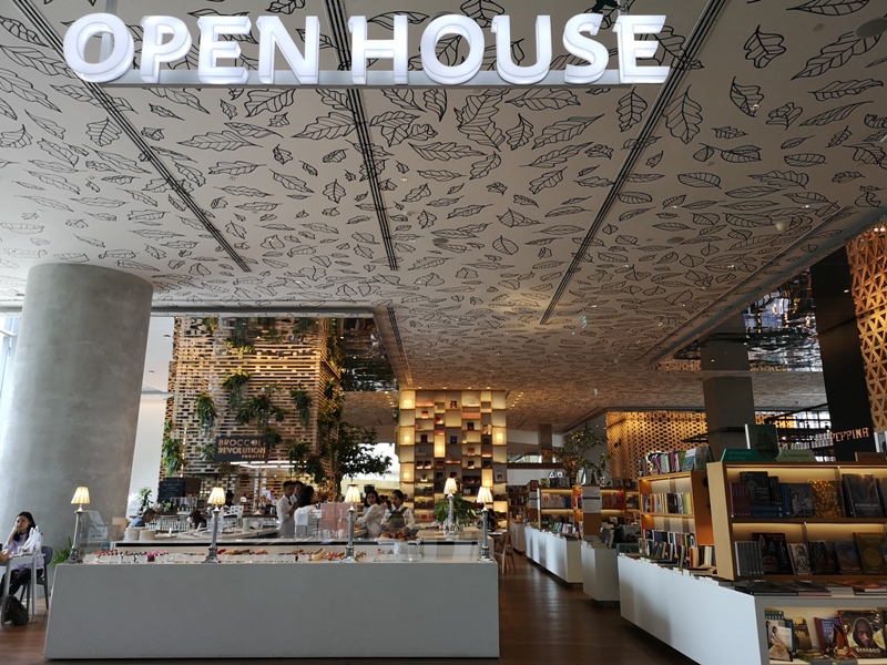 openhouse01 Bangkok-曼谷精品百貨Central Embassy最美的書店Open House