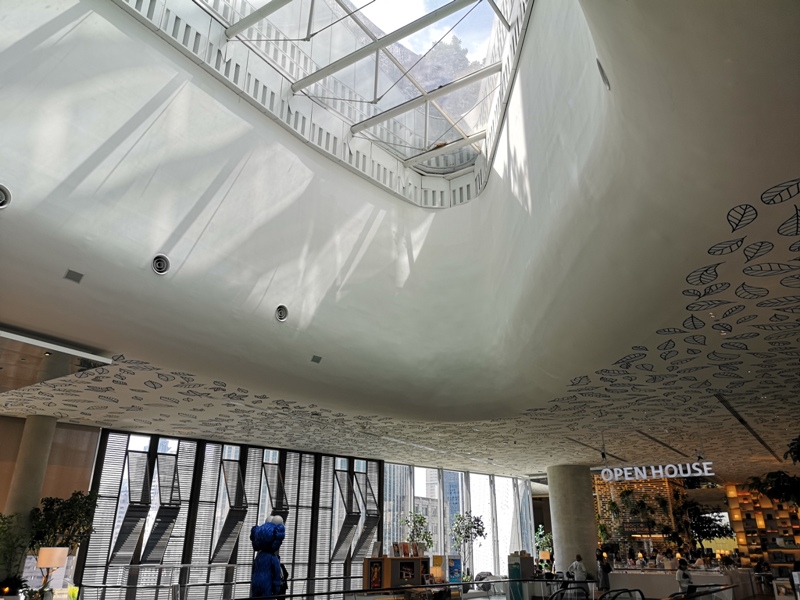 Bangkok-曼谷精品百貨Central Embassy最美的書店Open House