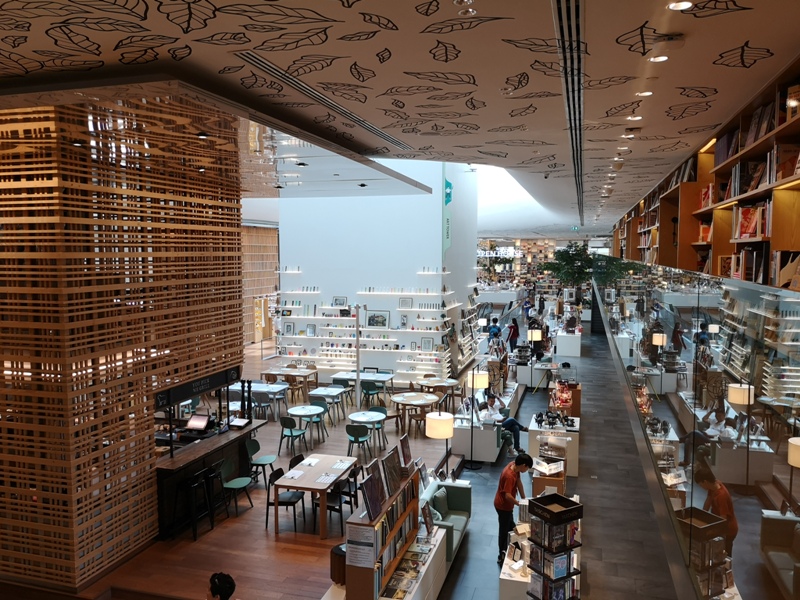 openhouse11 Bangkok-曼谷精品百貨Central Embassy最美的書店Open House