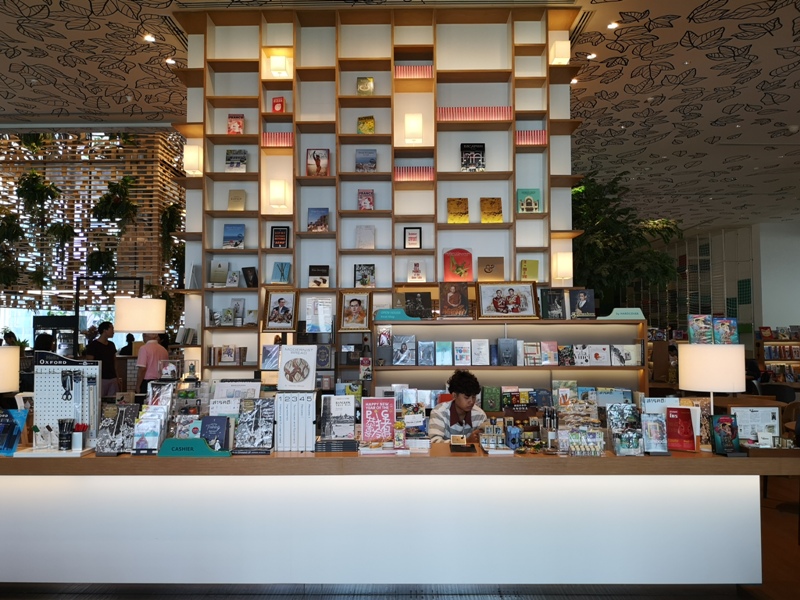 openhouse14 Bangkok-曼谷精品百貨Central Embassy最美的書店Open House