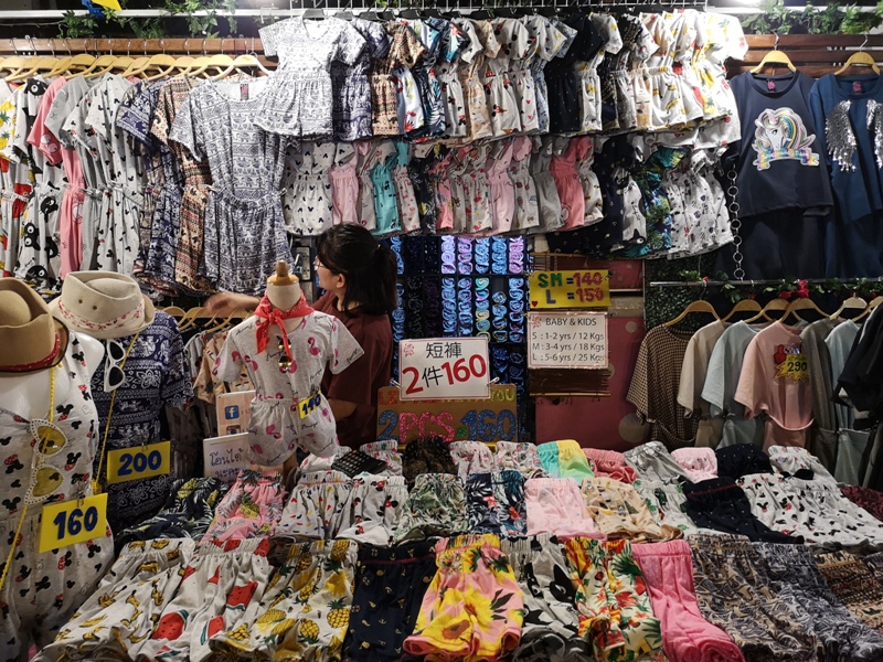 ratchadanightmarket25 Bangkok-拉差達火車夜市Train Night Market Ratchada 交通方便好吃好逛好買