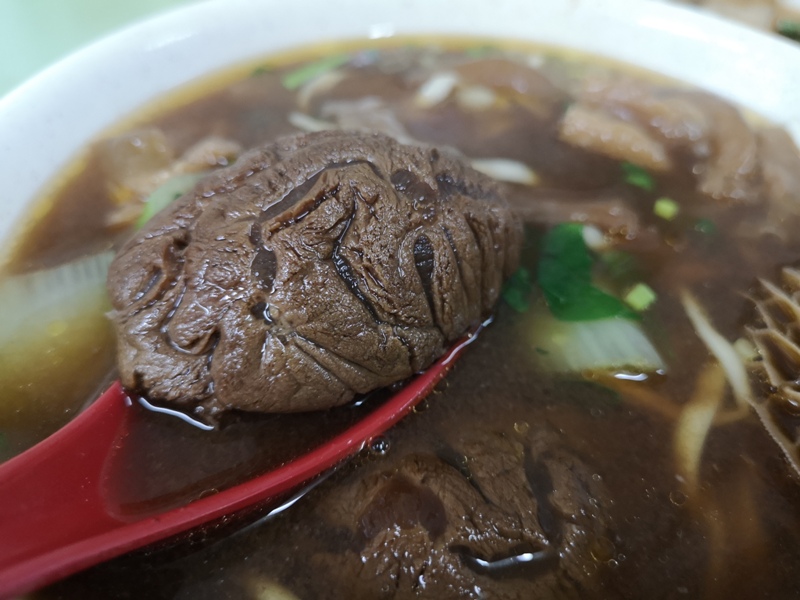 wubeefnoodles09 北投-吳家牛肉麵 牛筋入口即化牛肚Q彈好口感 超好吃牛肉麵店