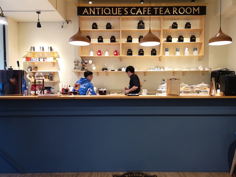1975antique05 北投-1975 Antique’s Cafe Tea Room英倫風 手沖咖啡 Scoon細緻好吃