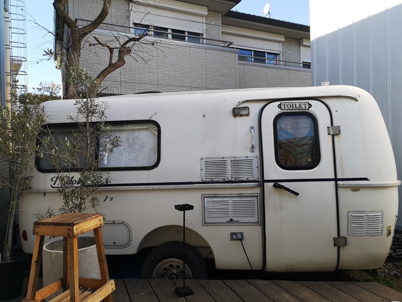 airstream18 Harajuku-the Airstream Garden表參道小巷內 巴士造型咖啡館 人氣打卡勝地