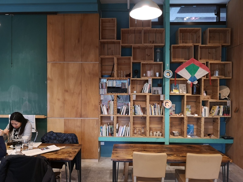 hiiibirdie14 龜山-知鳥咖啡 龜山最文青的空間 懷舊舒適