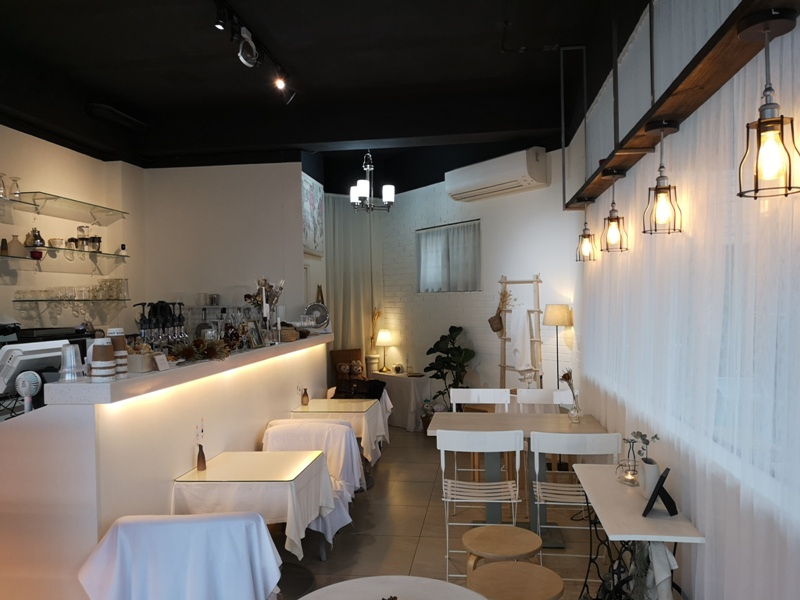 persecafe04 中壢-破舍咖啡 元智大學旁白色夢幻很女孩的咖啡館
