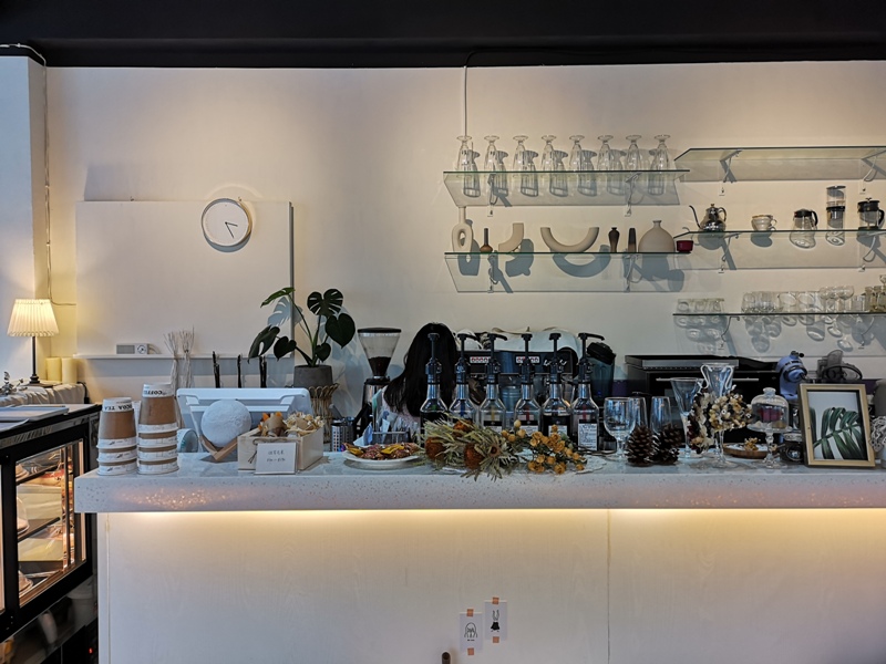 persecafe06 中壢-破舍咖啡 元智大學旁白色夢幻很女孩的咖啡館