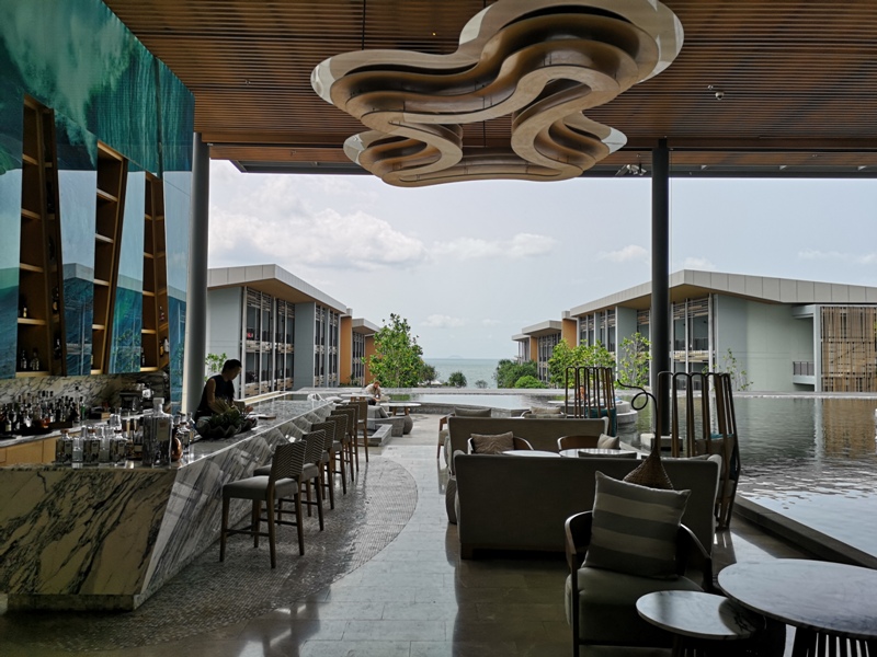 renaissancepattaya6109 Pattaya-Renaissance Pattaya Resort & Spa芭達雅萬麗 悠閒度假無邊際游泳池好舒爽