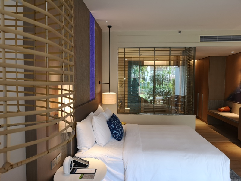 renaissancepattaya6119 Pattaya-Renaissance Pattaya Resort & Spa芭達雅萬麗 悠閒度假無邊際游泳池好舒爽