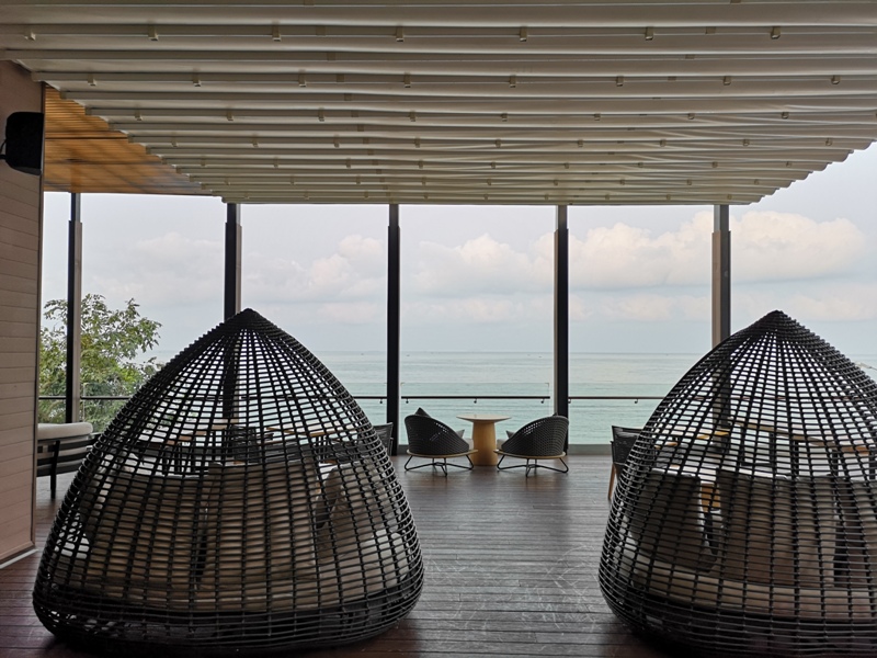 renaissancepattaya6137 Pattaya-Renaissance Pattaya Resort & Spa芭達雅萬麗 悠閒度假無邊際游泳池好舒爽