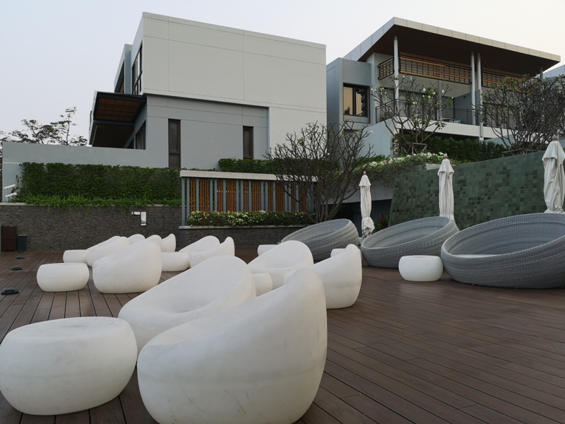 renaissancepattaya6144 Pattaya-Renaissance Pattaya Resort & Spa芭達雅萬麗 悠閒度假無邊際游泳池好舒爽