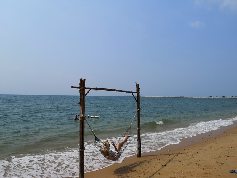 renaissancepattaya6152 Pattaya-Renaissance Pattaya Resort & Spa芭達雅萬麗 悠閒度假無邊際游泳池好舒爽