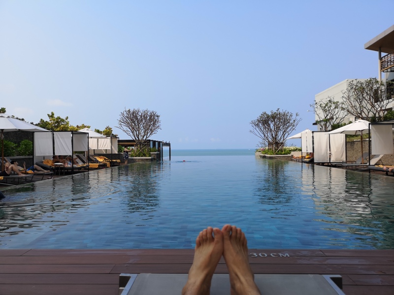 renaissancepattaya6164 Pattaya-Renaissance Pattaya Resort & Spa芭達雅萬麗 悠閒度假無邊際游泳池好舒爽