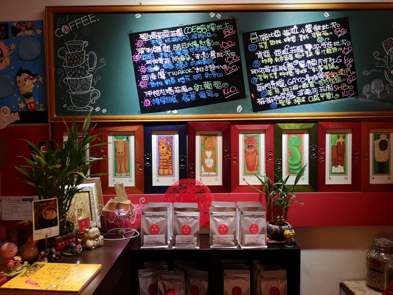 ningcafe02 中壢-甯咖啡 時尚咖啡 大玩偶哆啦A夢做伴