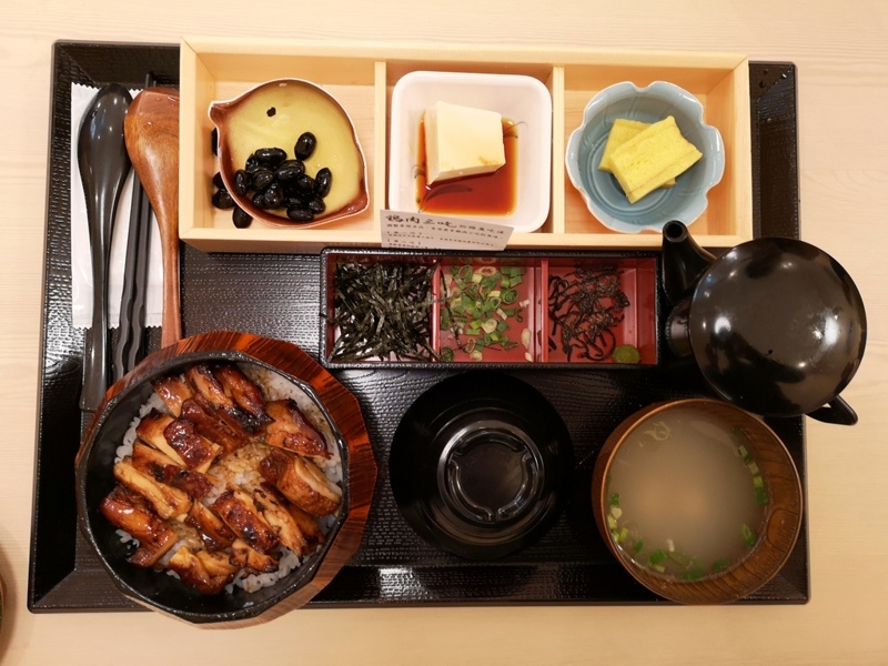 sanwa4 信義-雞三和(統一時代百貨) 親子丼滑嫩爽口 湯頭清爽好搭配