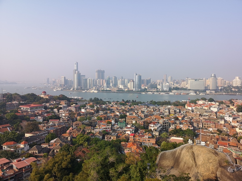 Kulangsu-日光岩 鼓浪嶼最高點 盡享碧海藍天紅瓦綠樹的美景