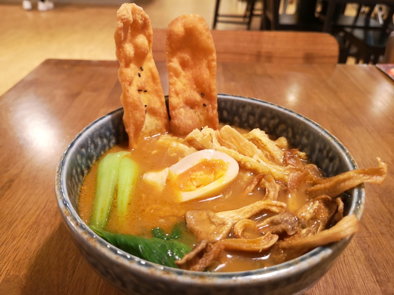 tenshan10 竹北-十饍麵堂 只賣蔬食的麵館 口味不錯麵條有點爛可以改進