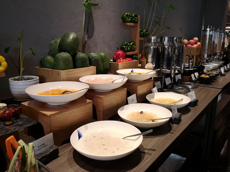 xiamenmarriott53 Xiamen-廈門泰地萬豪酒店 乾淨的發亮的窗戶與地板...新的就是好