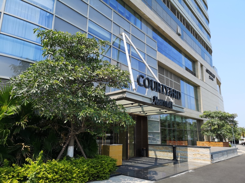 xiamenmarriott64 Xiamen-廈門泰地萬豪酒店 乾淨的發亮的窗戶與地板...新的就是好