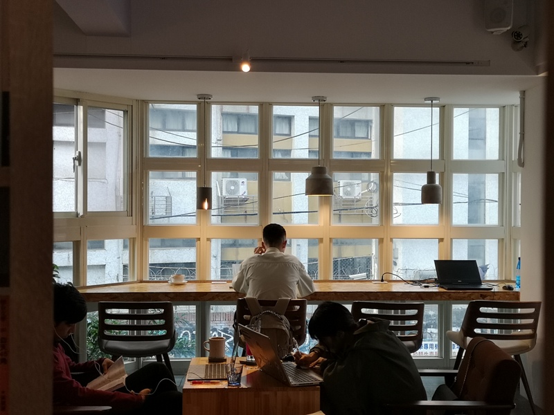 findingaplace08 中壢-找個地方cafe 中原大學旁 鬧中取靜找一個好地方一本書一杯咖啡