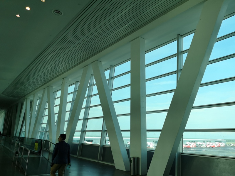 flykll14 201905 台北吉隆坡 KLIA2的效率有待加強...其它一切很好