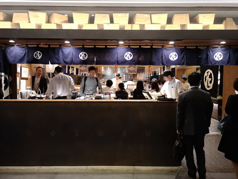 hanamaru12 Tokyo-超人氣旋轉壽司 根室花まる KITTE很好逛有博物館也有空中花園拍東京車站