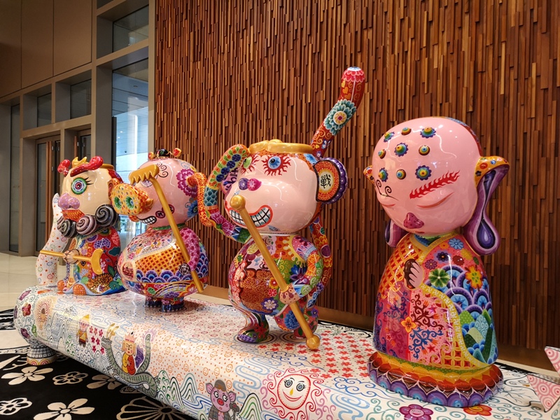 mgm30 Macao-澳門美獅美高梅MGM宛如美術館的購物中心 賭也要賭的優雅