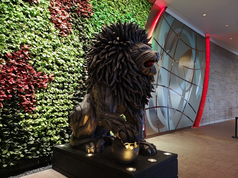 mgm41 Macao-澳門美獅美高梅MGM宛如美術館的購物中心 賭也要賭的優雅