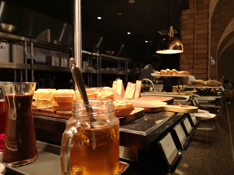 stripeskl25 Kuala Lumpur-Hotel Stripes KL, Autograph Collection簡單好服務 泳池KL Tower視野佳