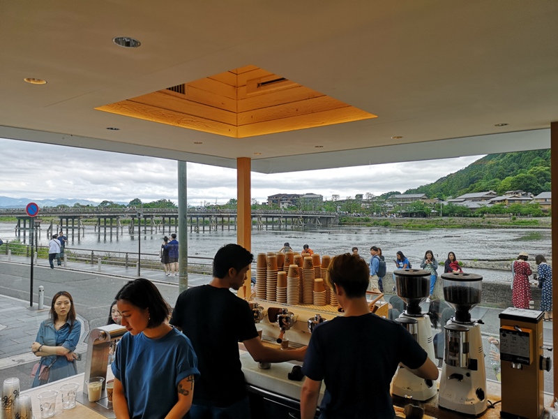arabicaarashiyama11 Arashiyama-坐享嵐山景緻的%Arabica Coffee人潮太多排太久...