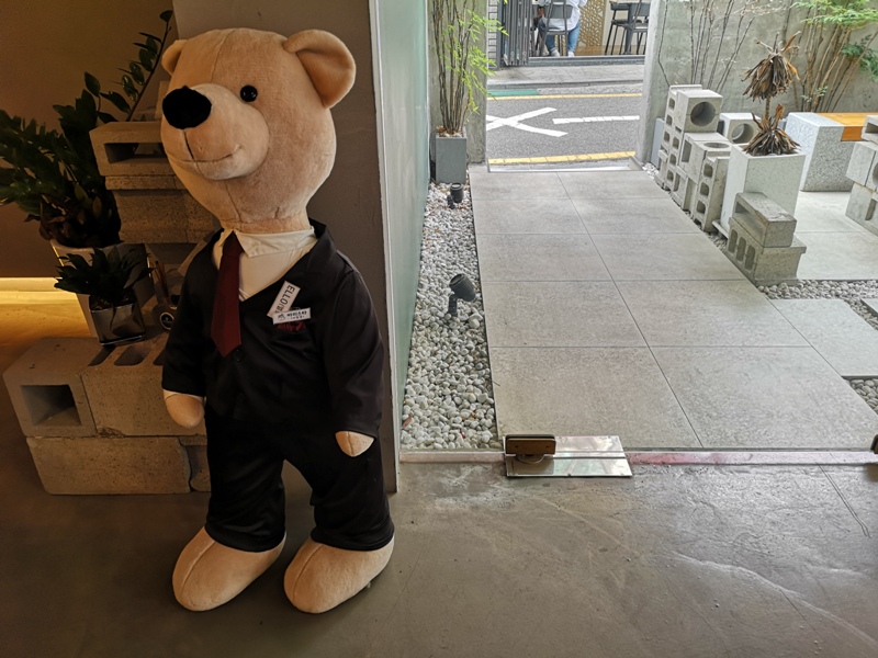 cafeel16 Seoul-Cafe El Cielo 男模幫你沖咖啡 首爾新沙洞時尚夢幻咖啡館