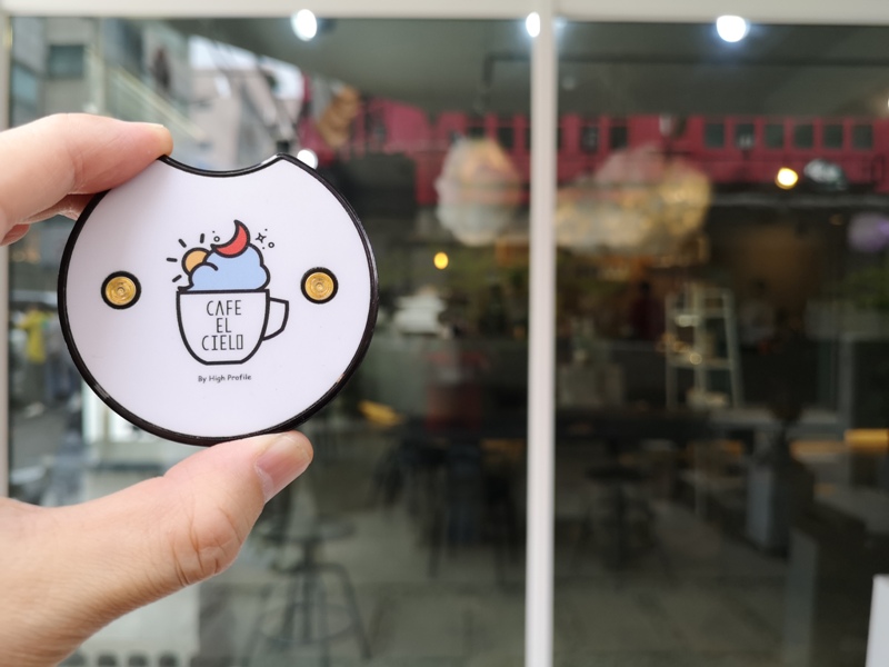 cafeel17 Seoul-Cafe El Cielo 男模幫你沖咖啡 首爾新沙洞時尚夢幻咖啡館