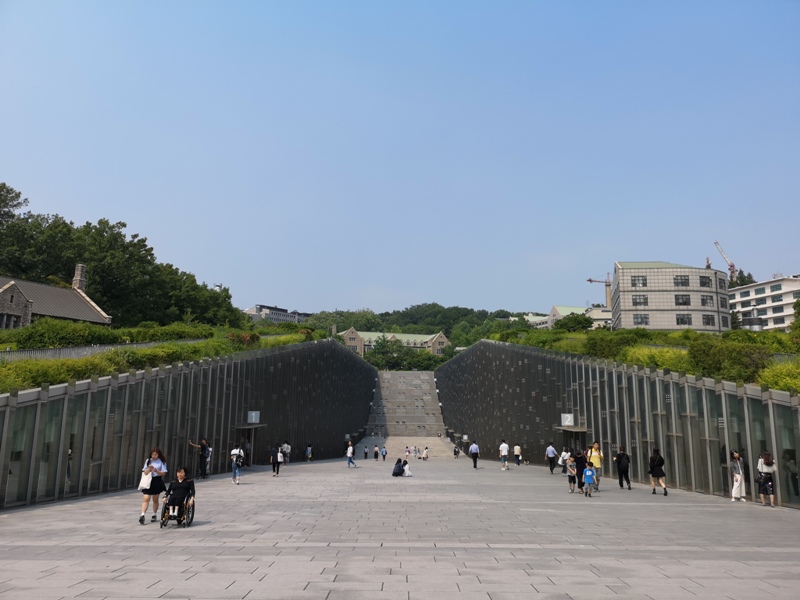 ewhau04 Seoul-梨花女子大學 韓國名校首爾必訪 優雅美麗的校園景色慢慢逛